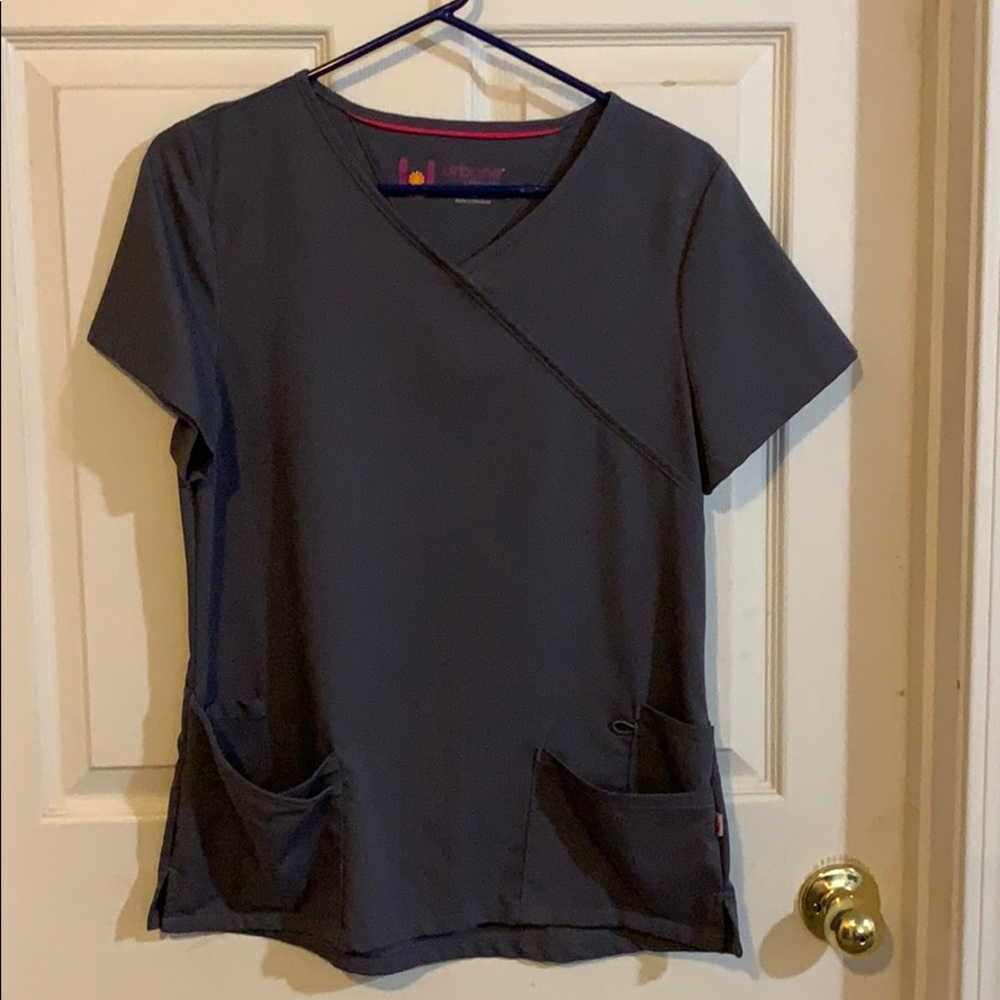 Women’s scrub top
